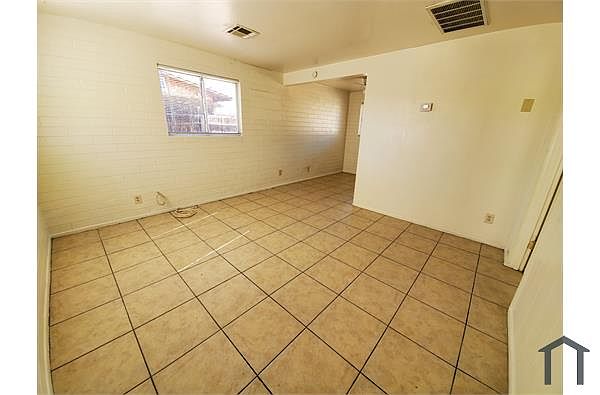 1608-1610 W Becker Ln Phoenix, AZ 85029 photo 2