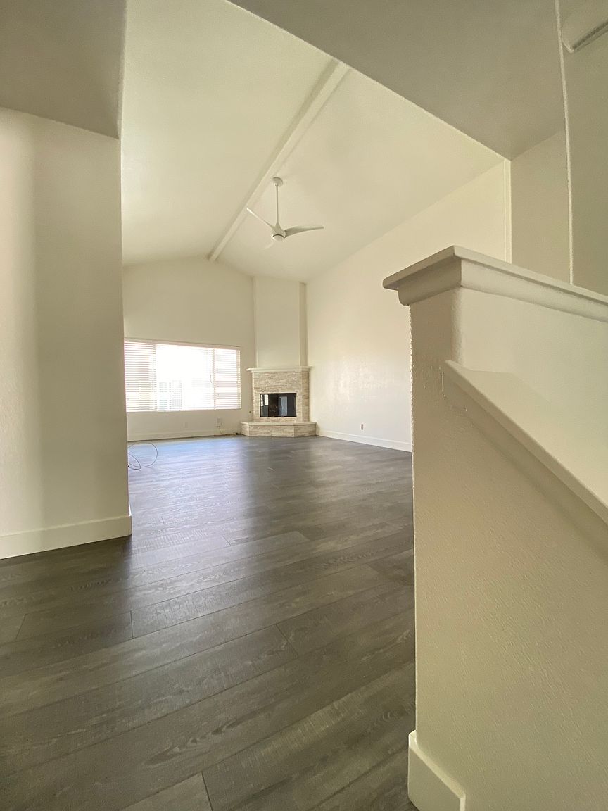 4080 Promontory St photo 4