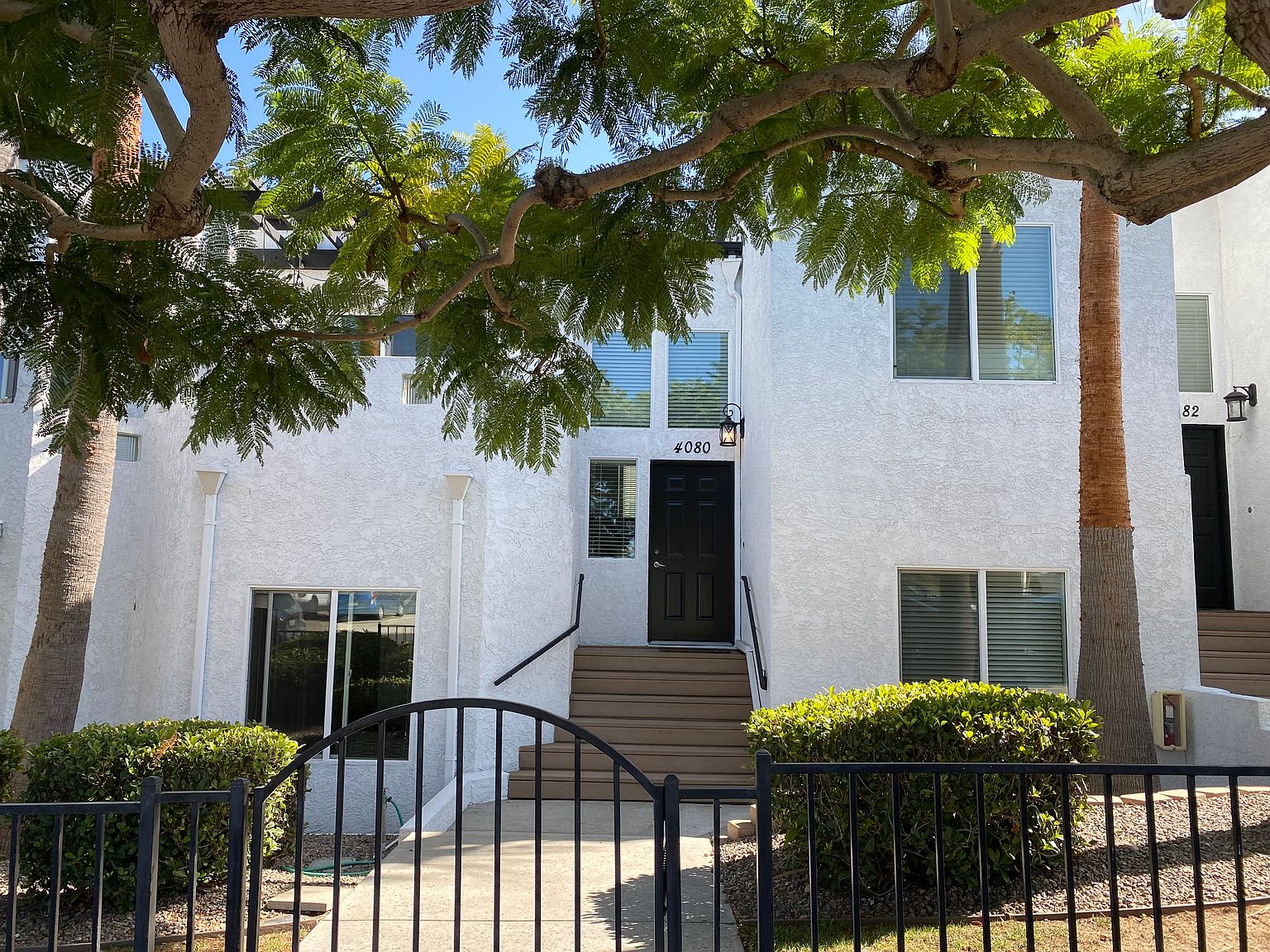 4080 Promontory St photo 2