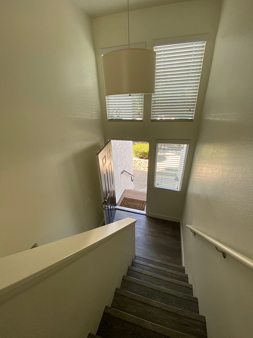4080 Promontory St photo 3