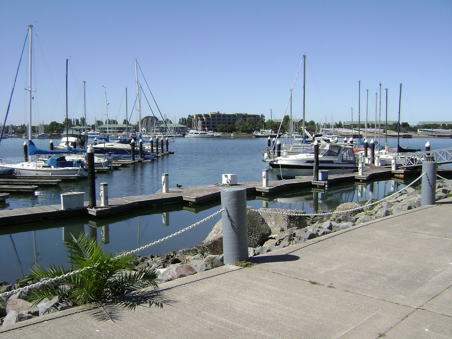 5 Embarcadero W Oakland, CA 94607 photo 2