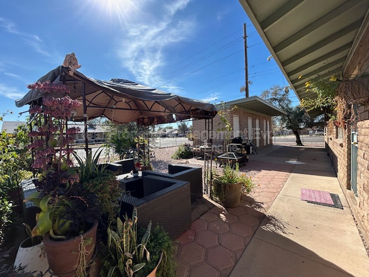1905 N Center St Mesa, AZ 85201 photo 2