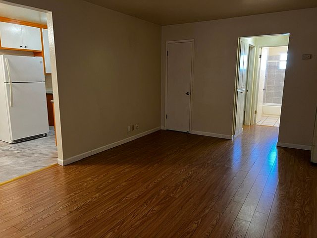 779 Deland Ave photo 3