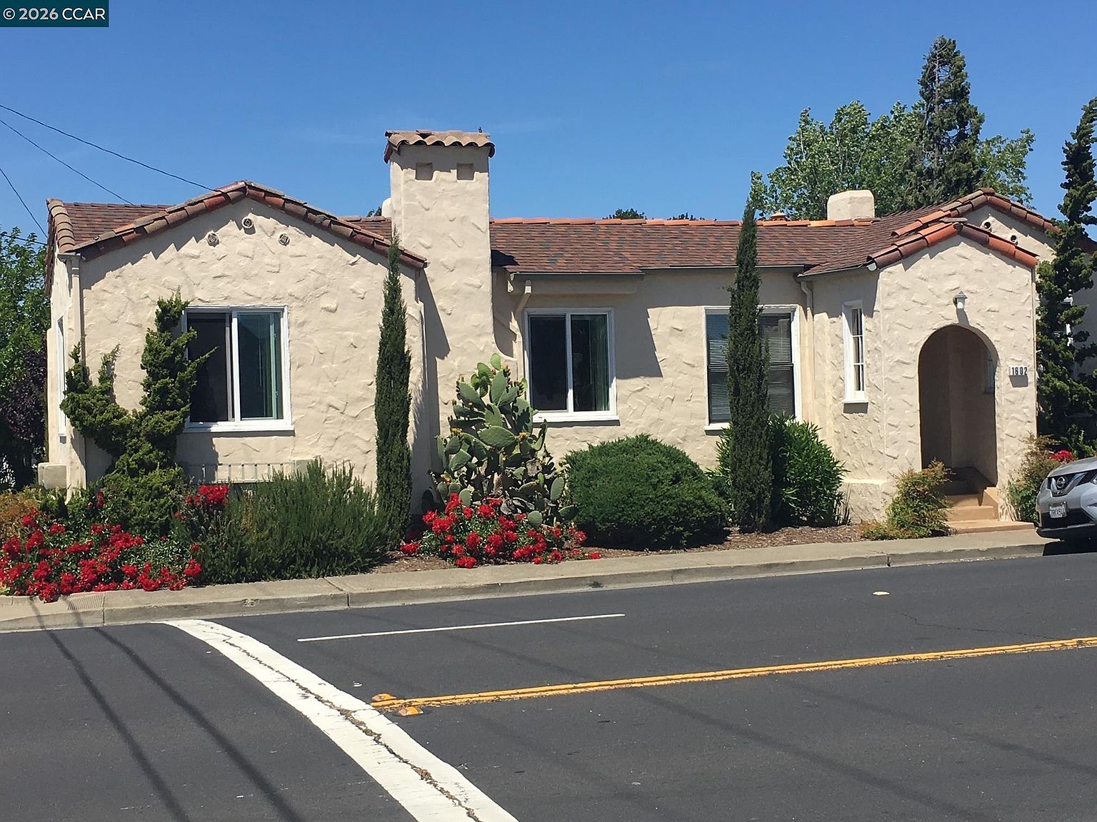 1602 Georgia St Vallejo, CA 94590 photo 2