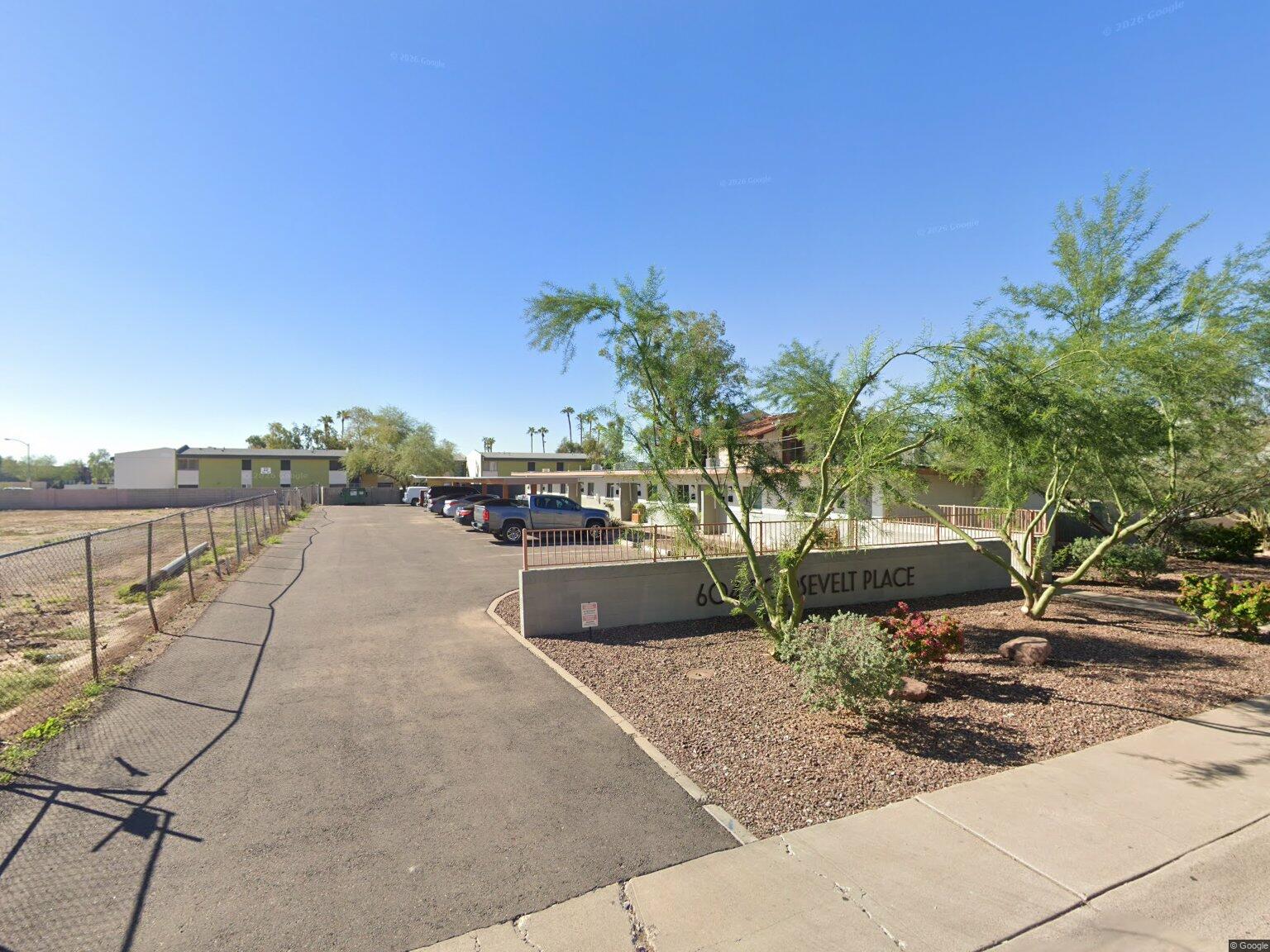 604 South Roosevelt Street - 1 photo 2