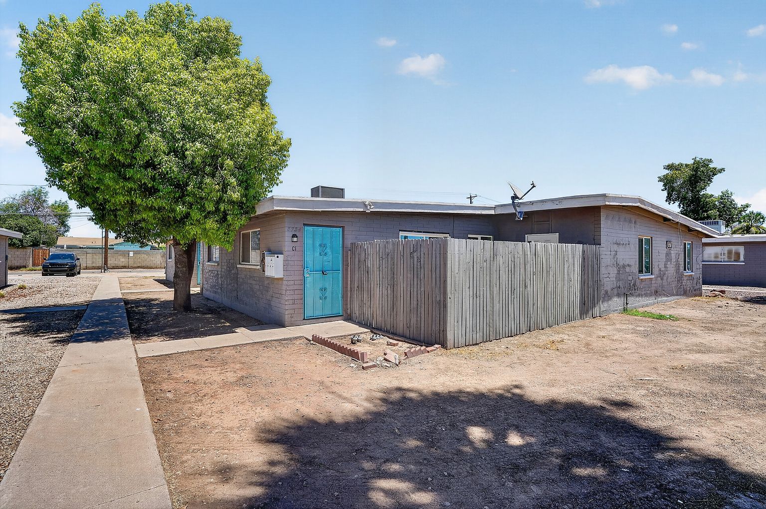 3734 W Dunlap Ave photo 2