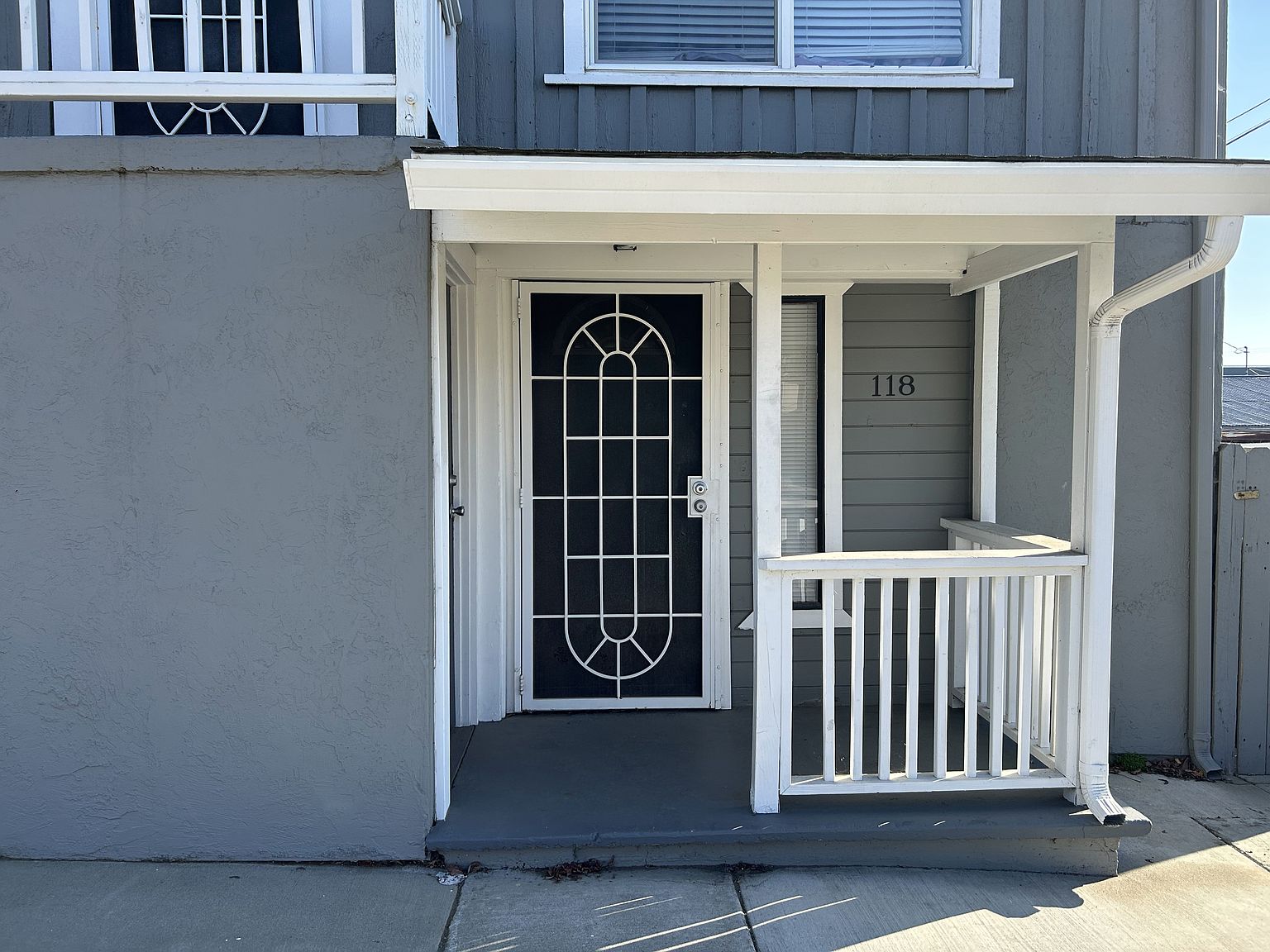 118 Monterey St photo 3