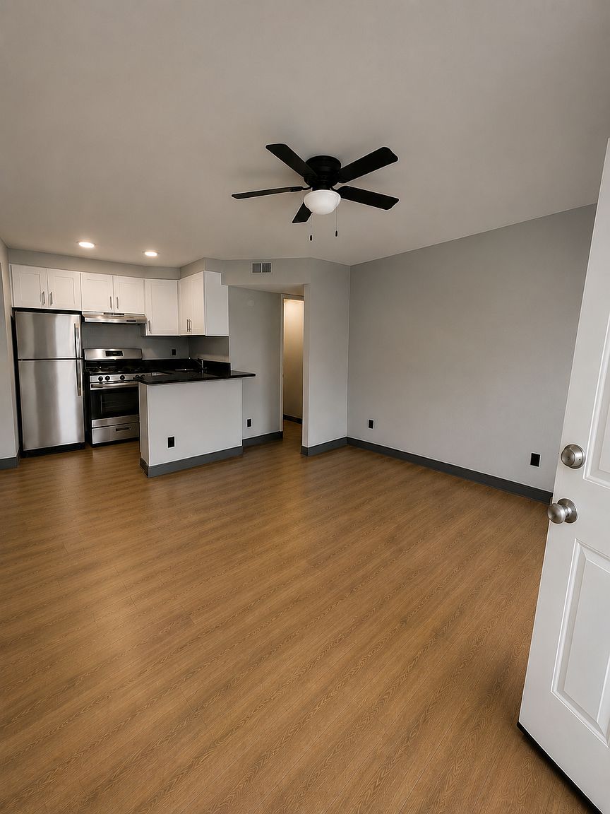 473 East Kachina Avenue, Apache Junction, AZ 85119 photo 2