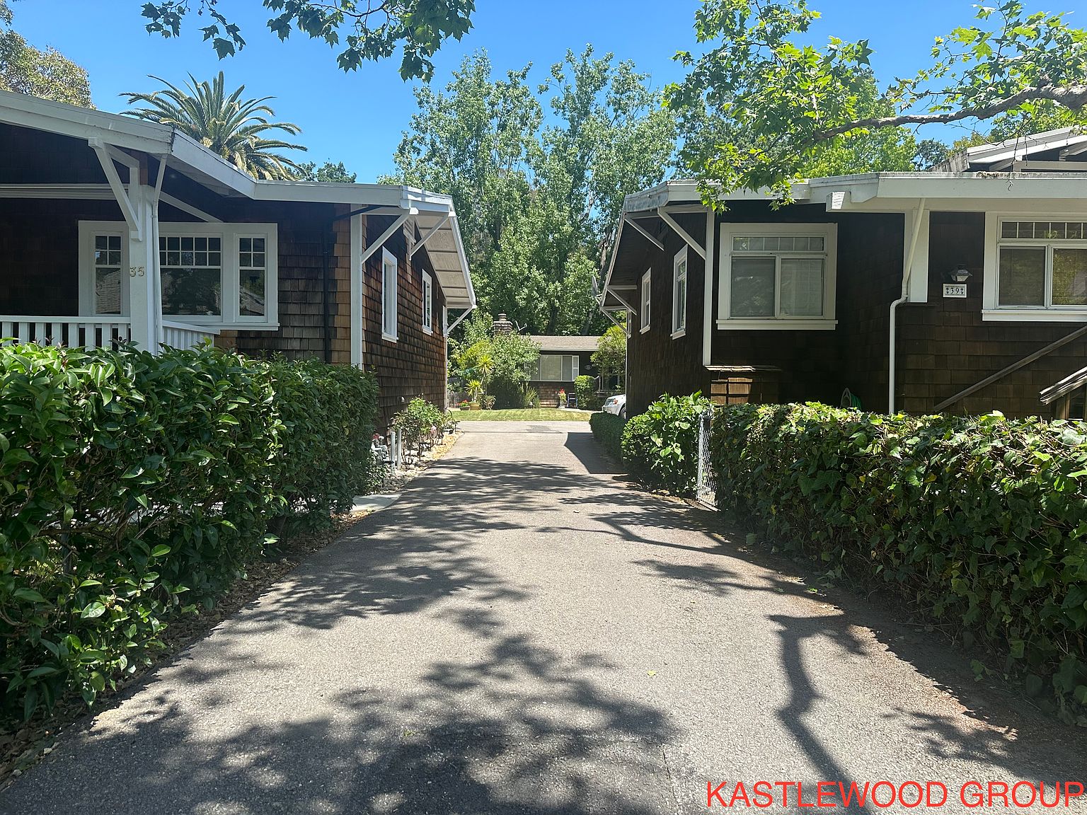 35 Poplar Ave photo 3