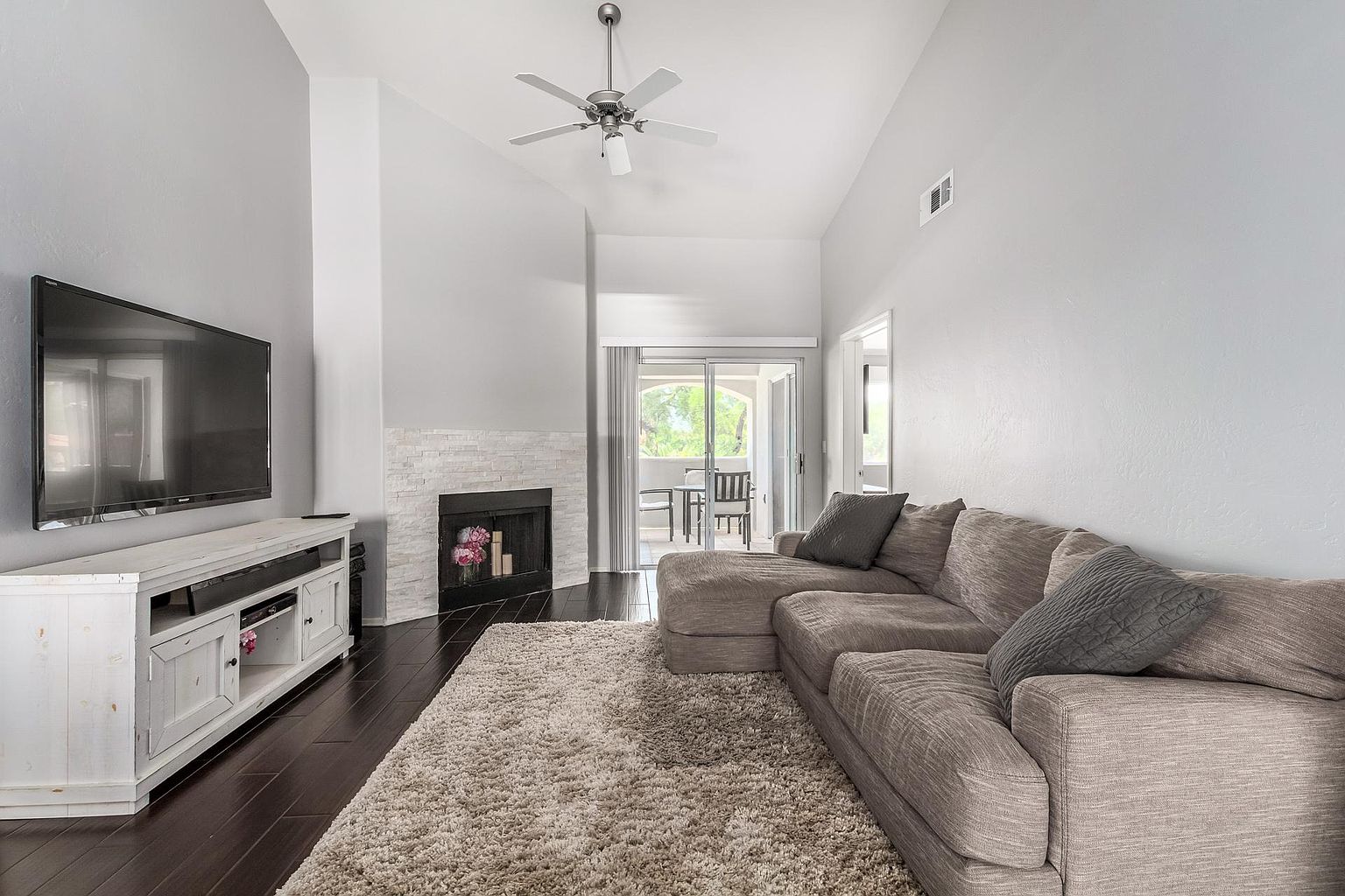 10401 N 52nd St Paradise Valley, AZ 85253 photo 5