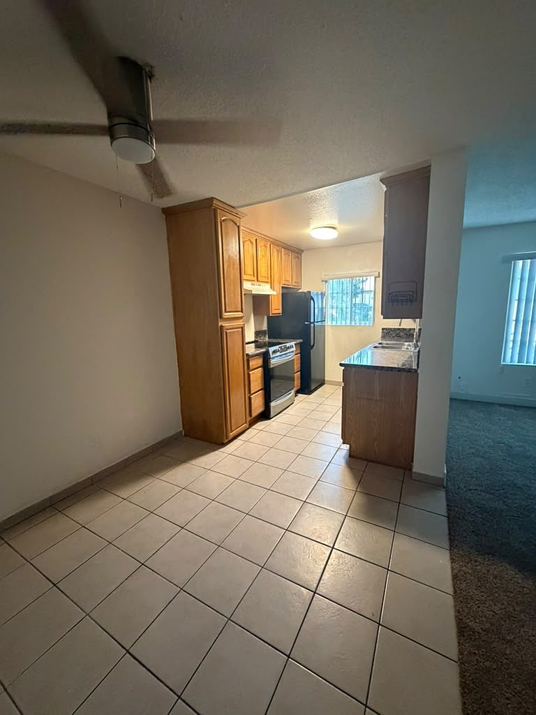 625 Van Houten Ave photo 2