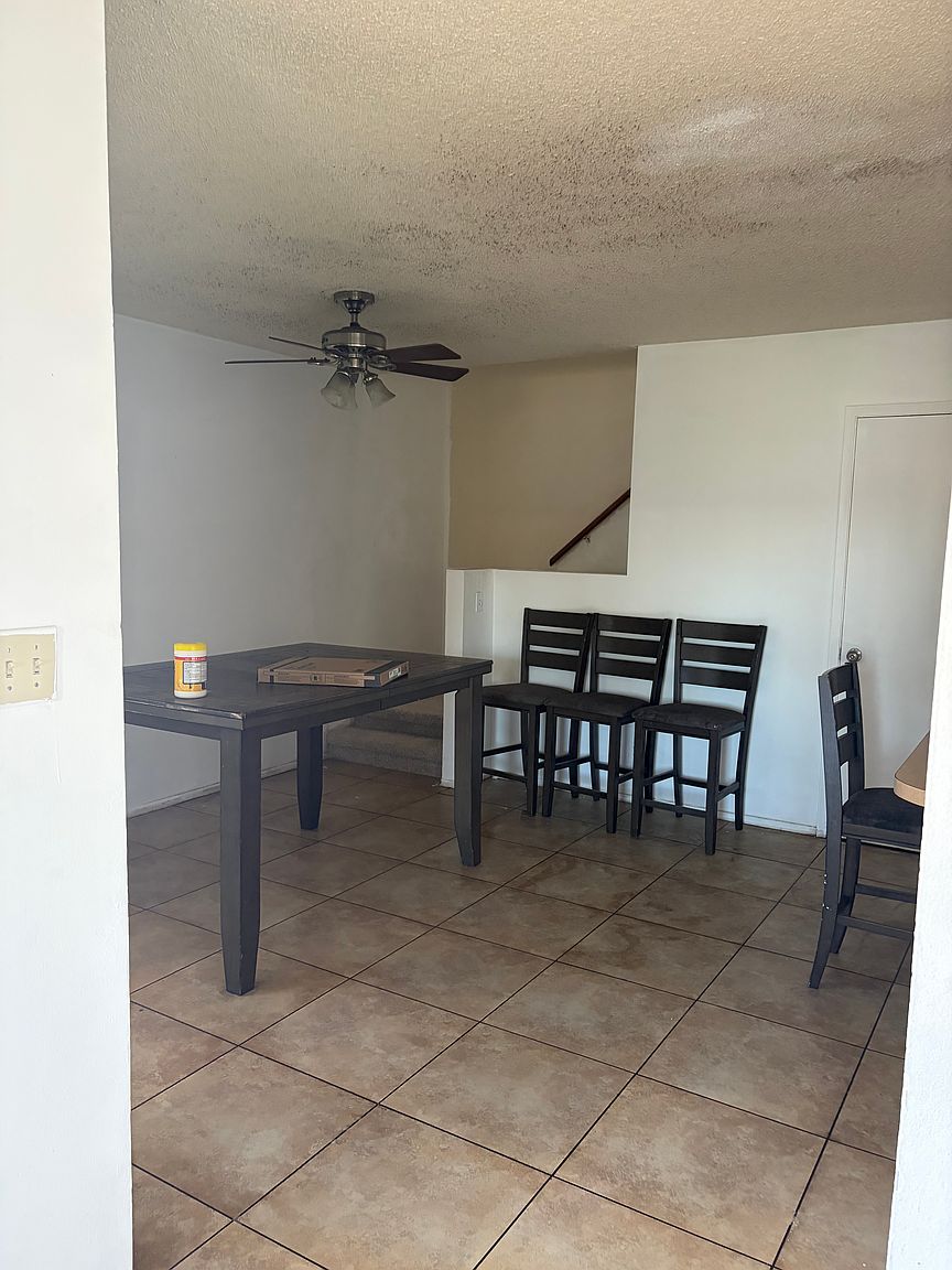 1802 E Randall Dr photo 5