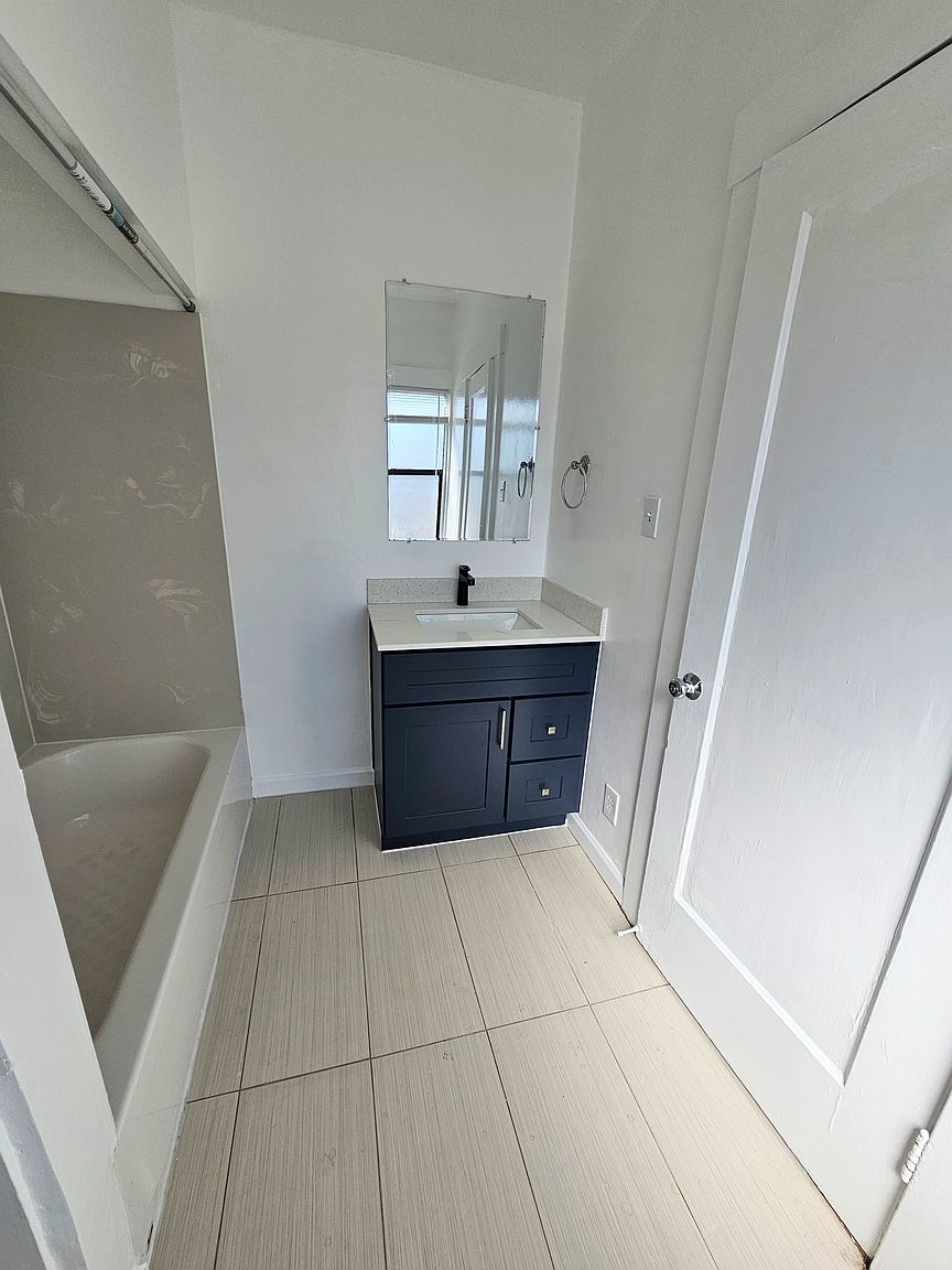 144 Garcia Ave photo 4