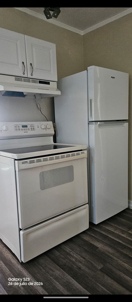 326 Idora Ave photo 4