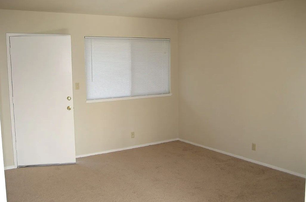 1BR/1BA Apartment on Cadillac Dr Apt 10 · Campbell photo 4