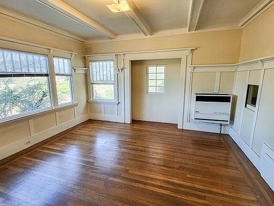 5975 Keith Ave photo 2