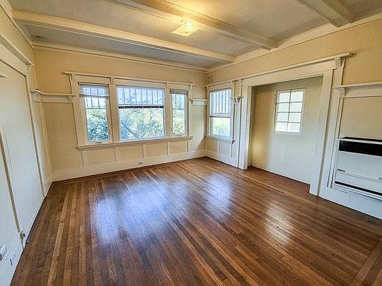 5975 Keith Ave photo 3