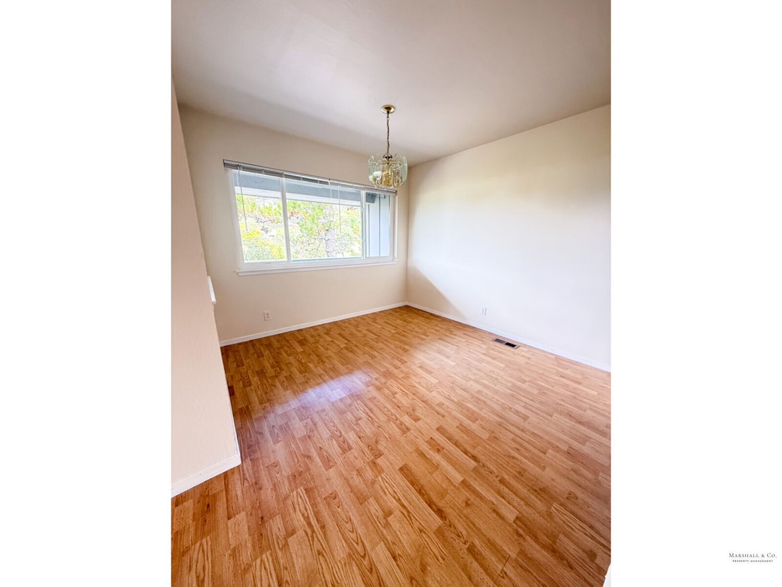 4 Davis Dr unit A photo 2