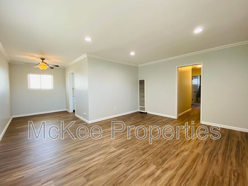 4469 Alabama St photo 3