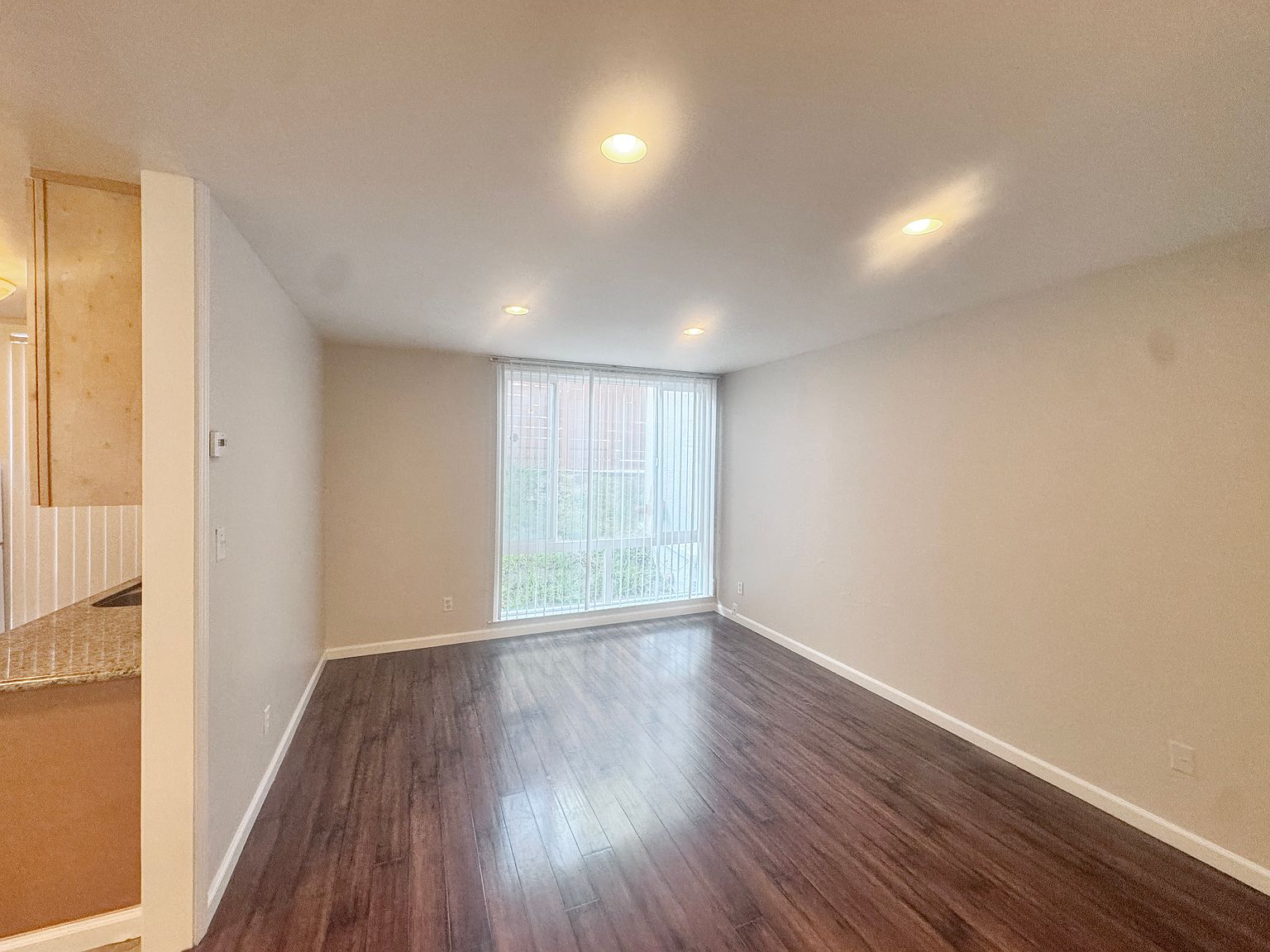 414 Fairmount Ave photo 4