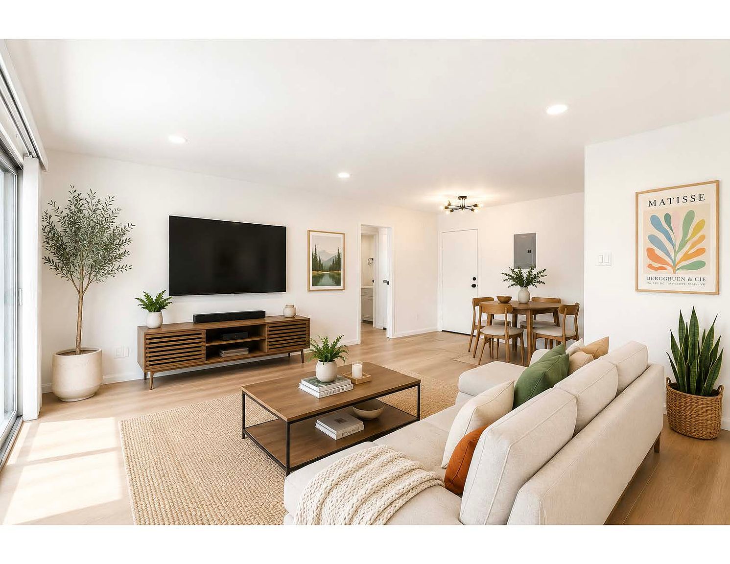 Apartments on Crestline Dr · San Francisco photo 4