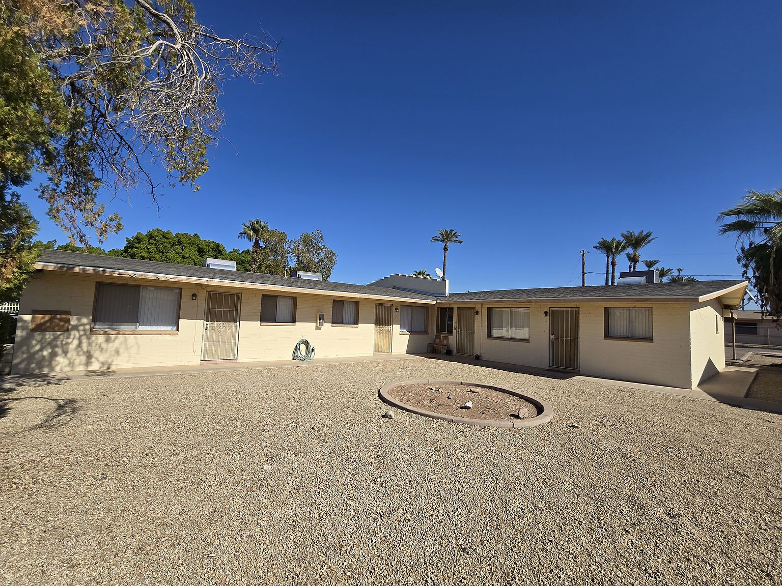 2019 N 49th St Phoenix, AZ 85008 photo 2
