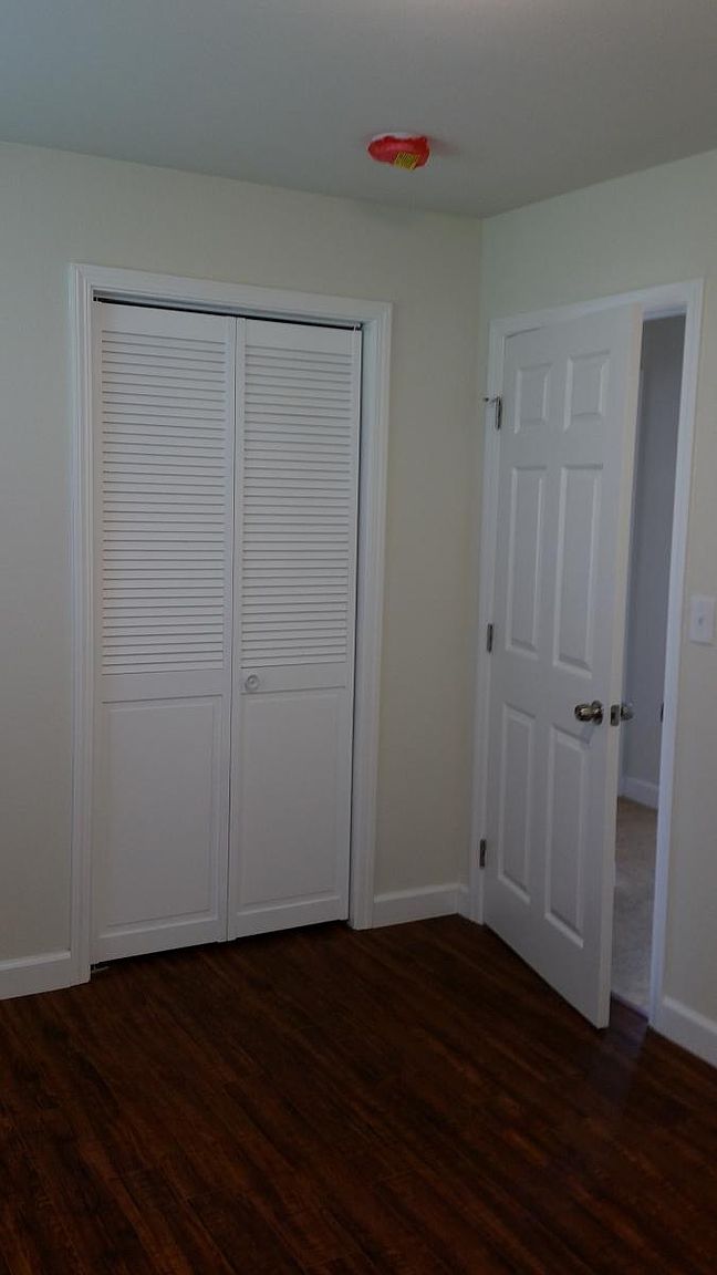 2118 Alpha Way photo 4