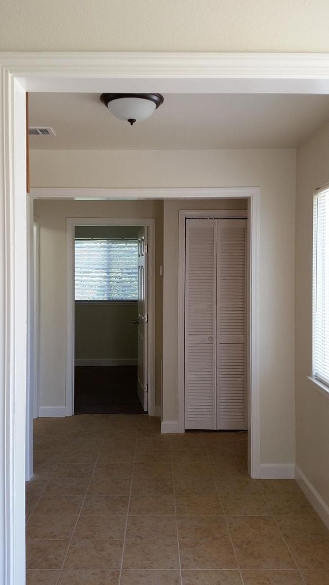 2118 Alpha Way photo 2