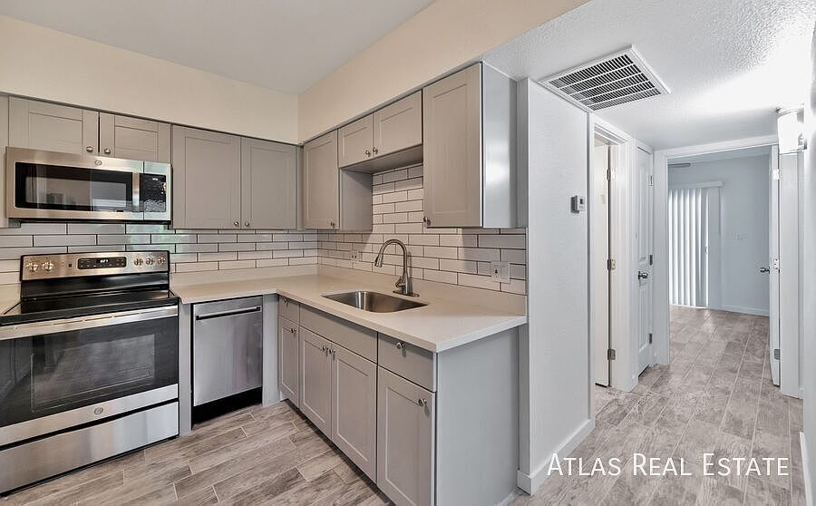 2530 N 17th Way Phoenix, AZ 85006 photo 4