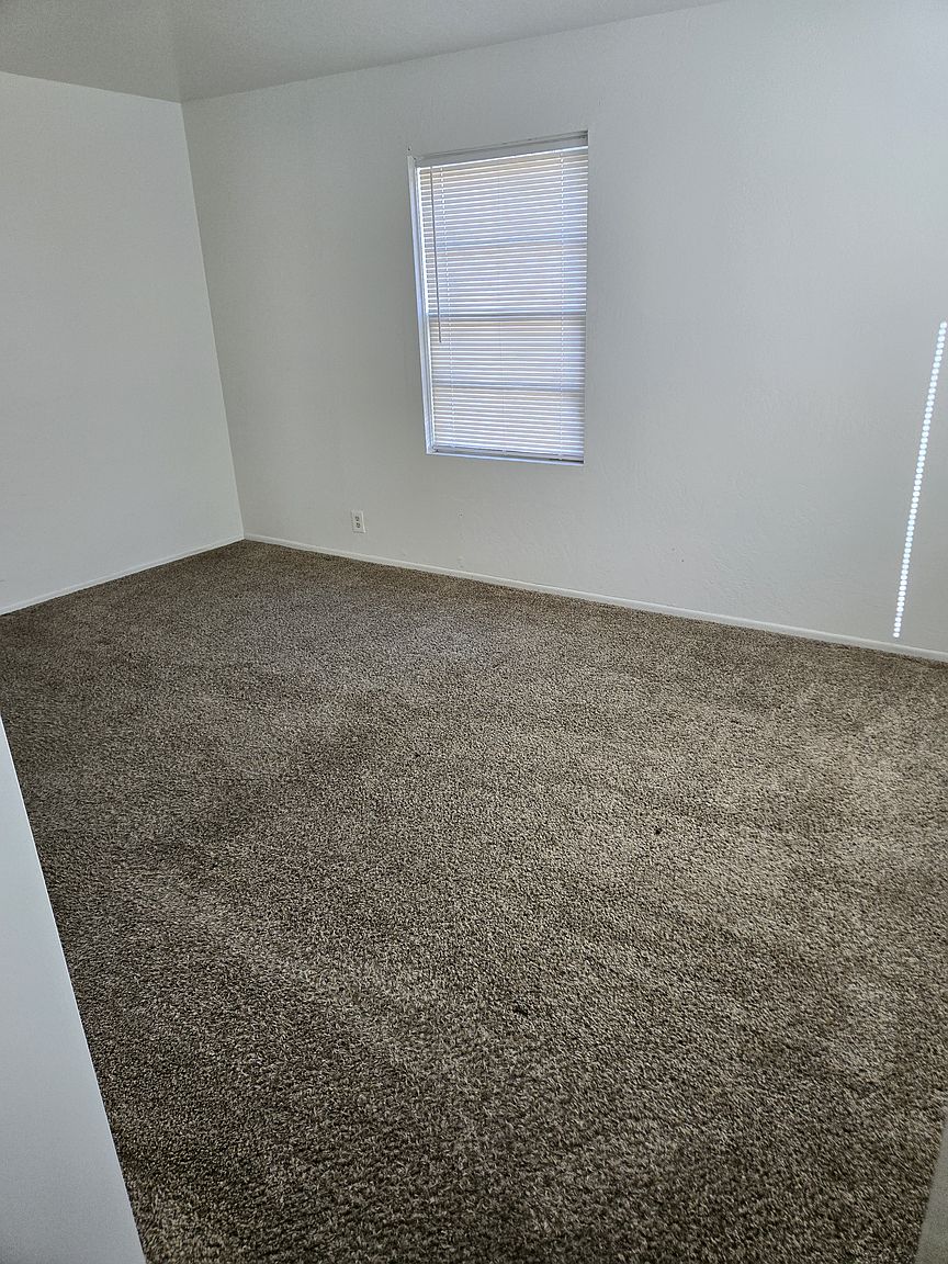 15 E 2nd Ave Mesa, AZ 85210 photo 4