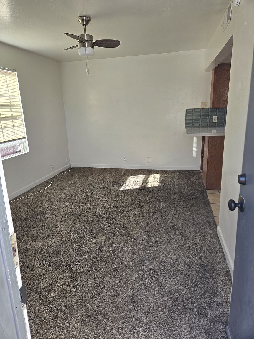 15 E 2nd Ave Mesa, AZ 85210 photo 2