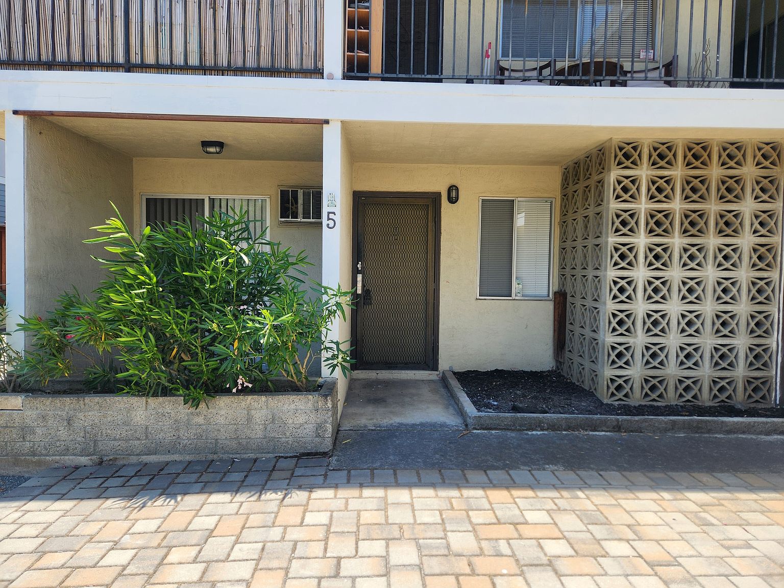 2BR/1BA Condo on Saint John St · Pleasanton photo 4