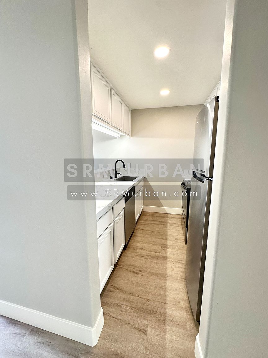 4102 Marlborough Ave photo 4