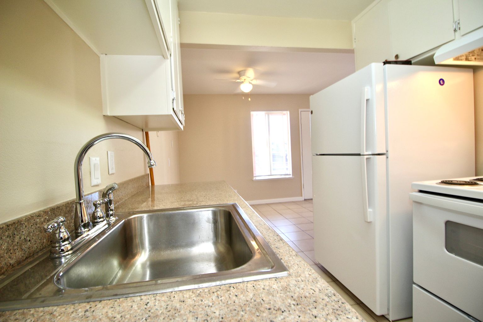 205 Smalley Avenue, Hayward, CA 94541 photo 3