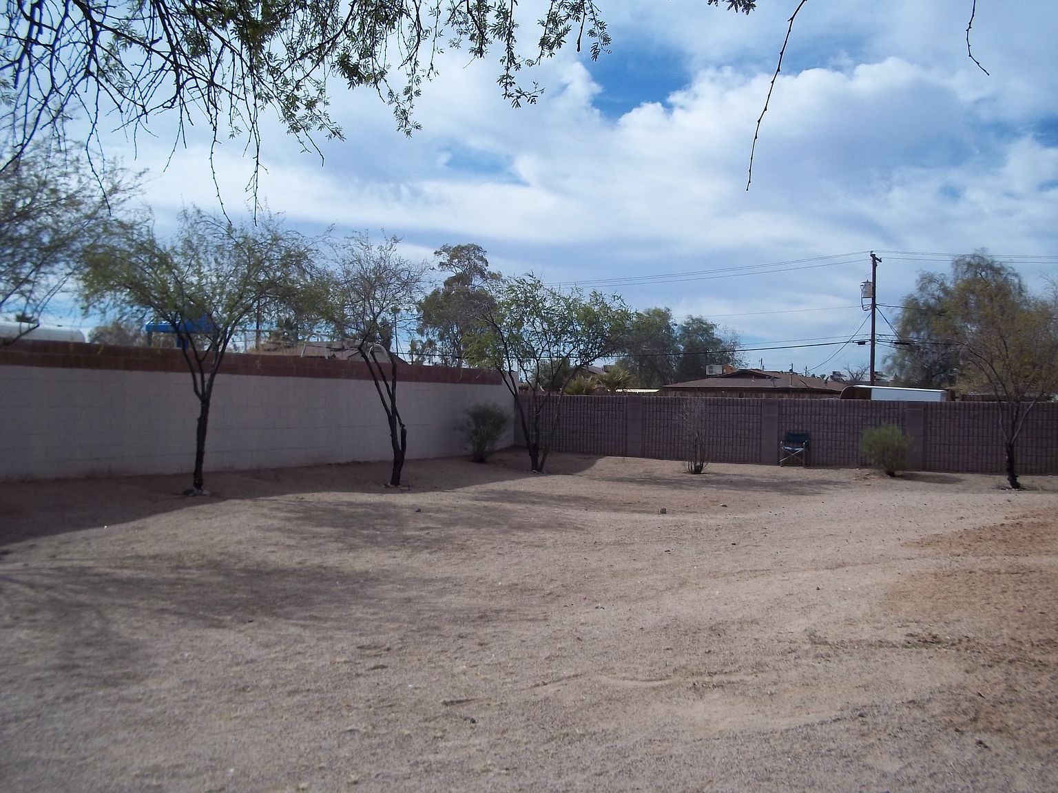 201 photo 4