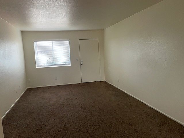 1809 N Spring photo 3