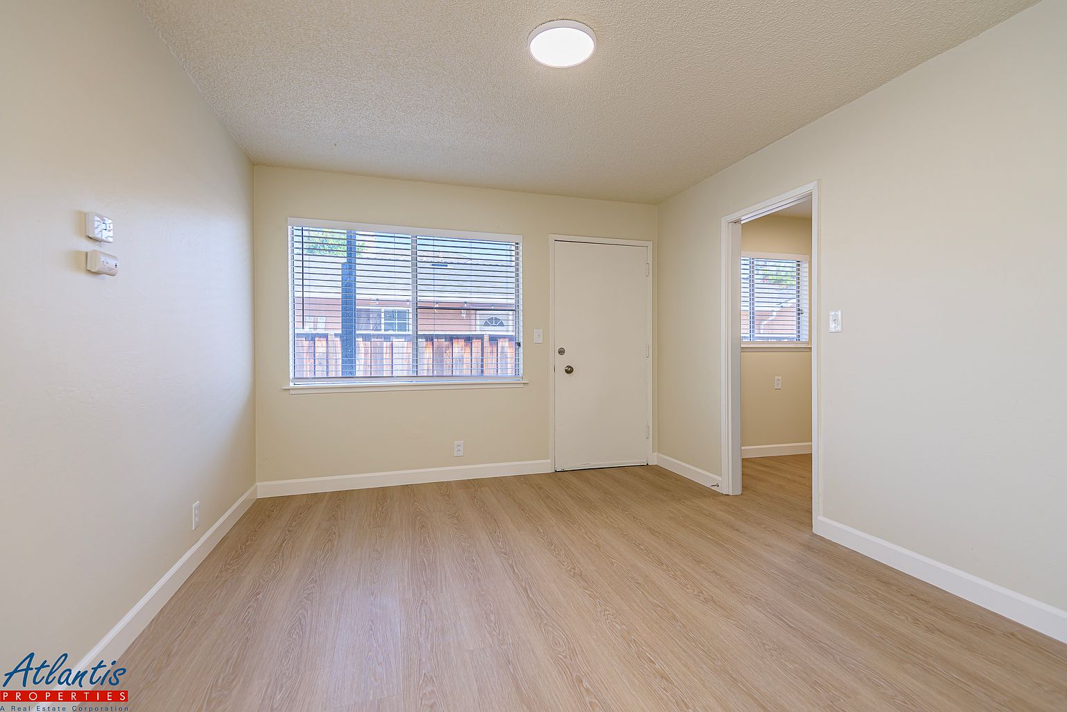 411 Clifton Ave photo 2