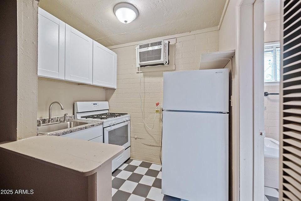 343 W Portland St Phoenix, AZ 85003 photo 5