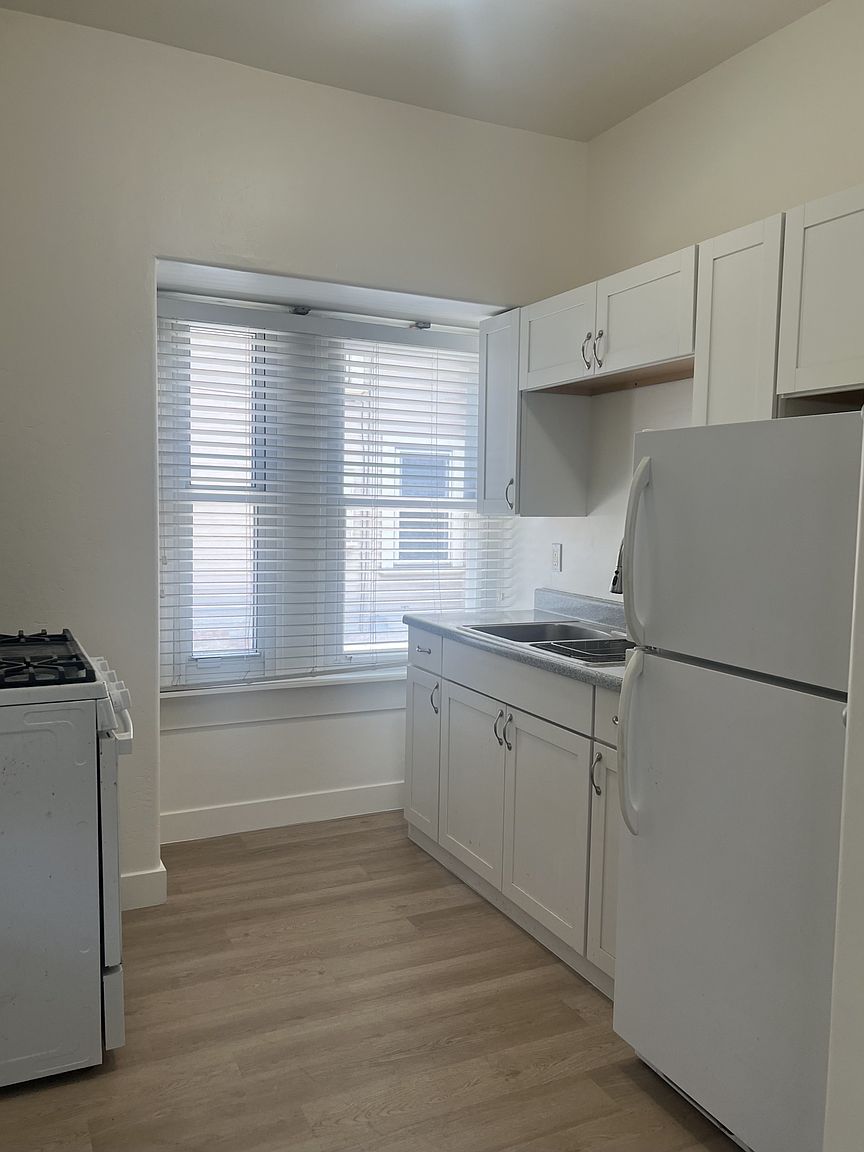 2272 Union St photo 5