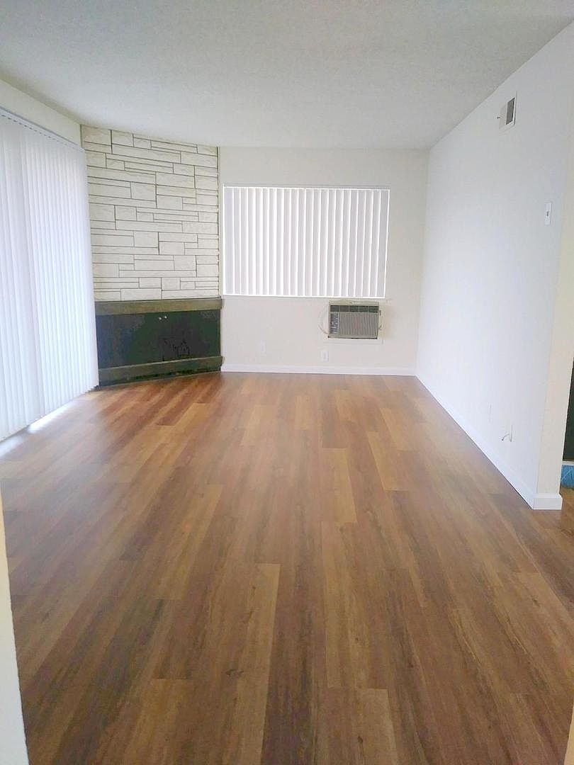 Apartments on Homestead Rd · Santa Clara