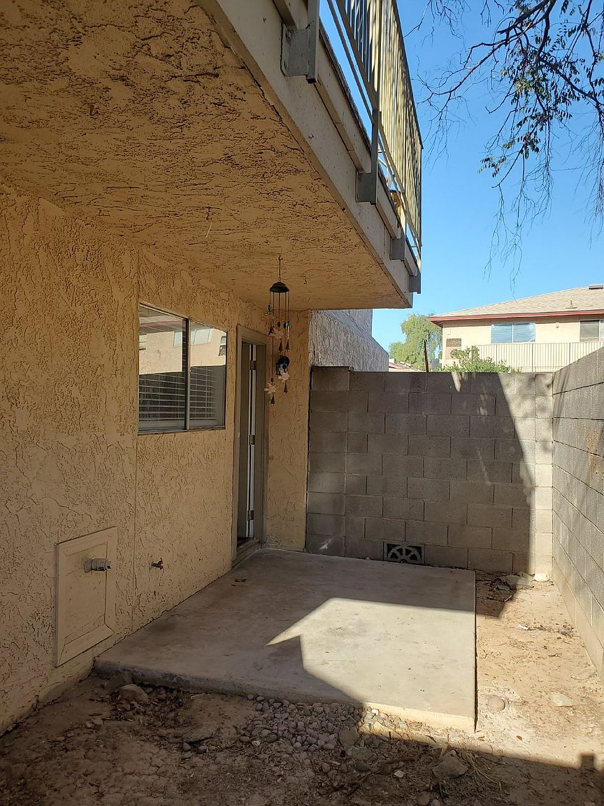 3346 W Harmont Dr photo 5