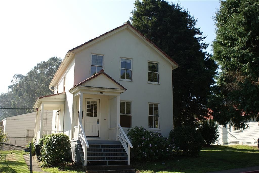 3BR/1BA Single Family House on Ruckman Avenue · San Francisco photo 2