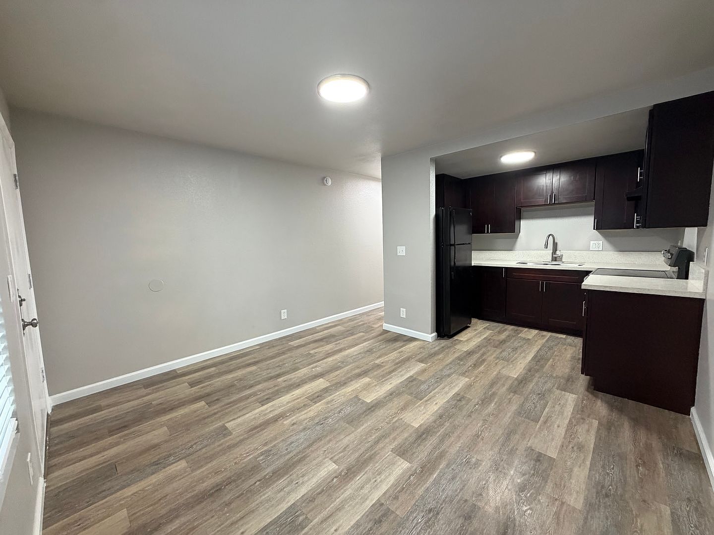4201 51st St