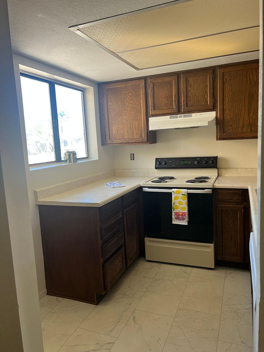 8257 W Santa Cruz Blvd #102 photo 4