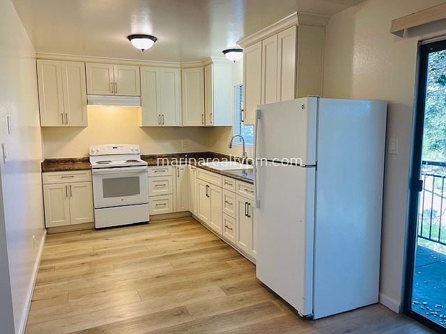 1494 Valle Vista Ave photo 5