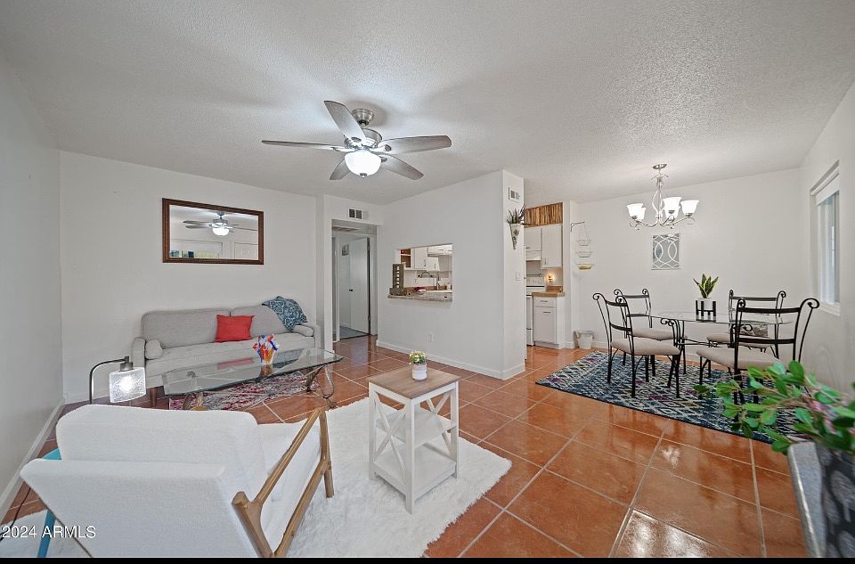90 W Yavapai St photo 4