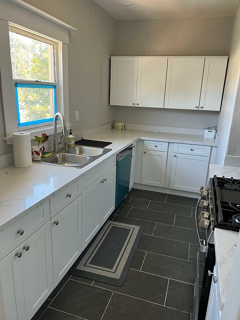 1538 Prince St photo 5