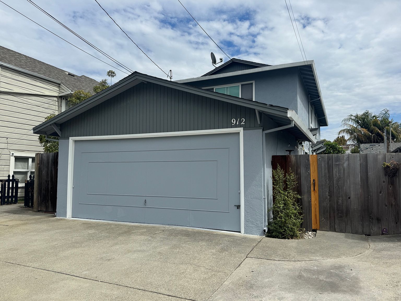 2BR/2BA Townhouse on Oak Street · Alameda photo 2