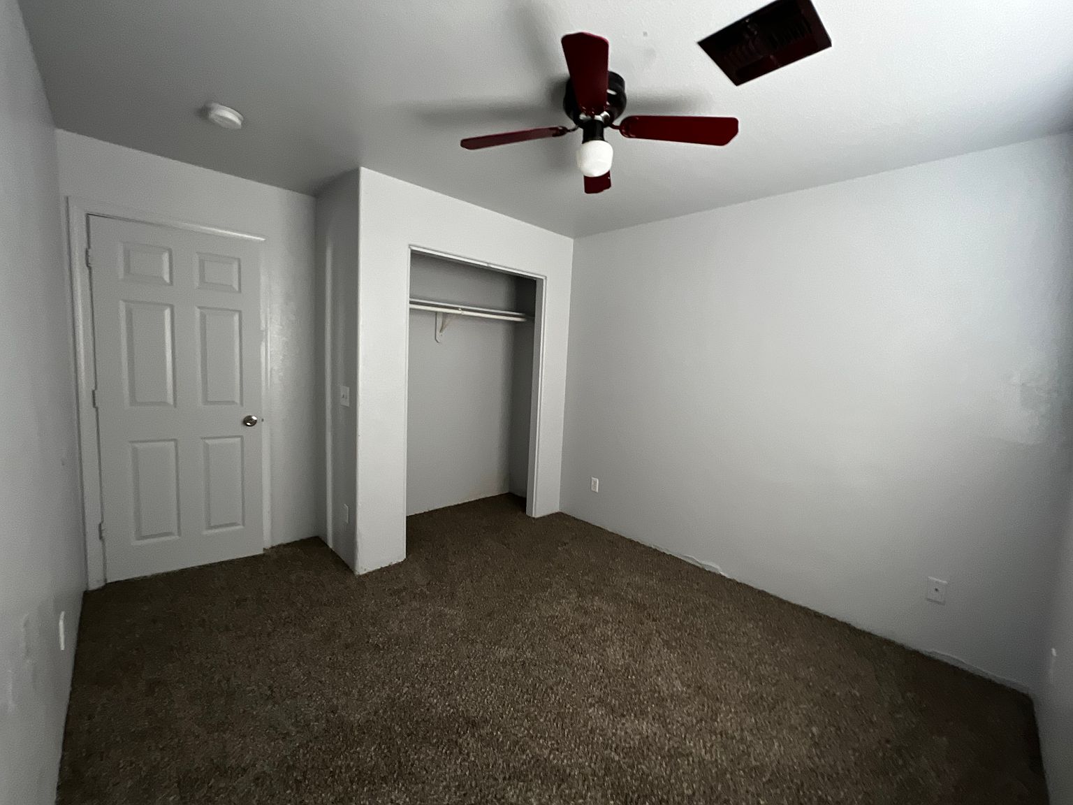 Charming 3BR Duplex in Phoenix photo 4