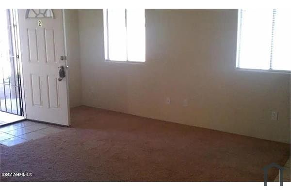 1744 W Sherman St photo 3